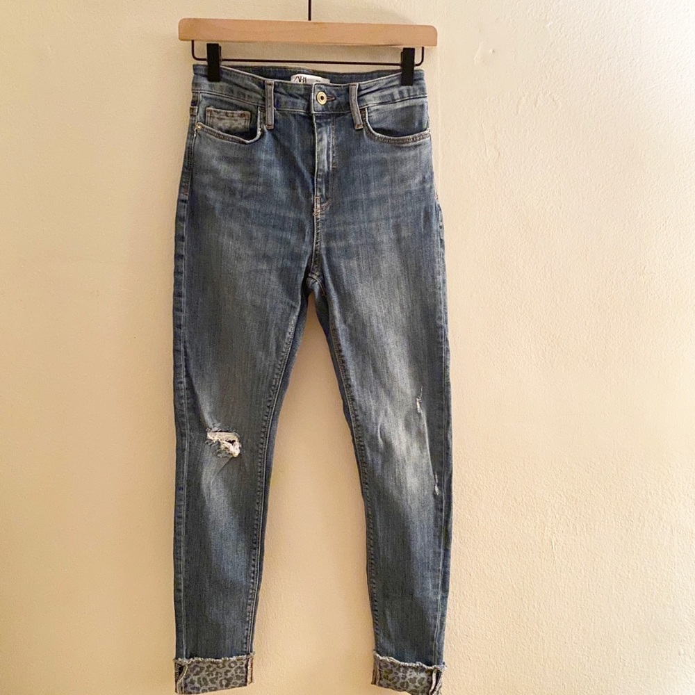 👖 Zara ultra high-rise distressed skinny jeans